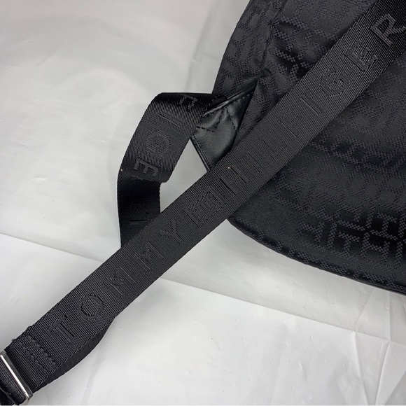 Tommy Hilfiger Backpack Black Monogram Medium Casual Purse Bookbag 14 x 12 x 6 - Picture 7 of 12
